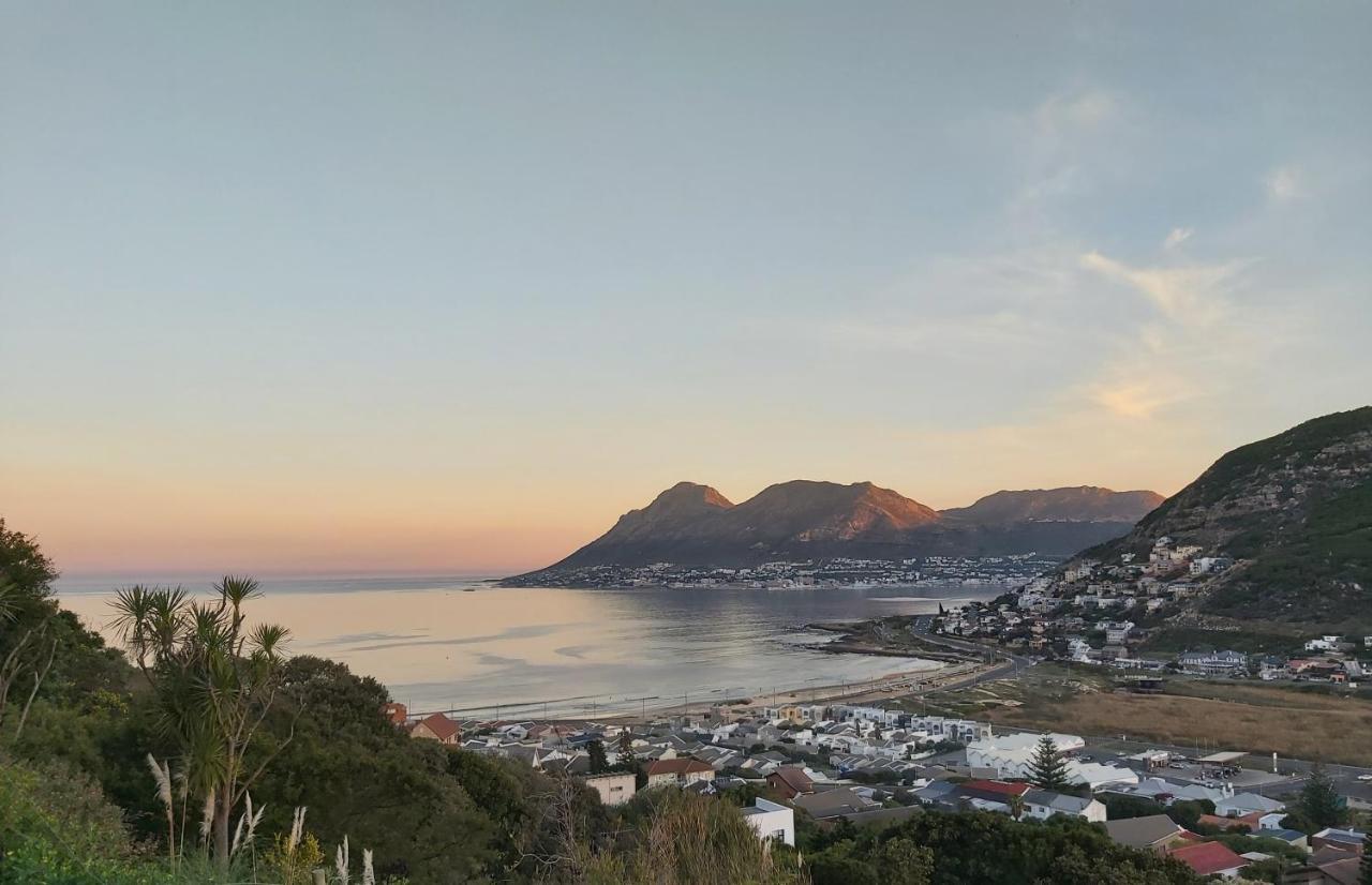 Lark House, Peaceful Mountain Home With Ocean Views And Power Backup Cape Town Ngoại thất bức ảnh